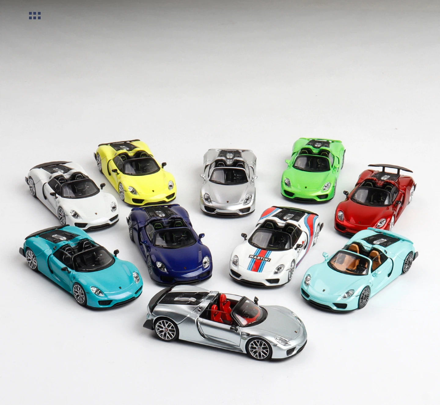 TOP LUX 1:64 Porsche 918 Spyder Diecast Model Car by WELLY