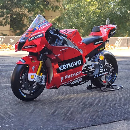 Maisto 1:6 Ducati Desmosedici GP #63 Diecast Motorcycle Model