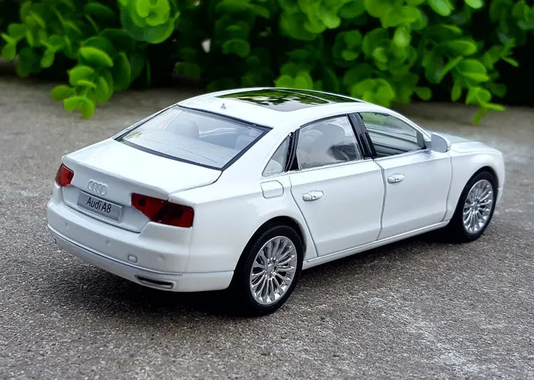 Audi A8 Luxury Sedan Diecast Model Car with Sound & Light – 1:32 Scale