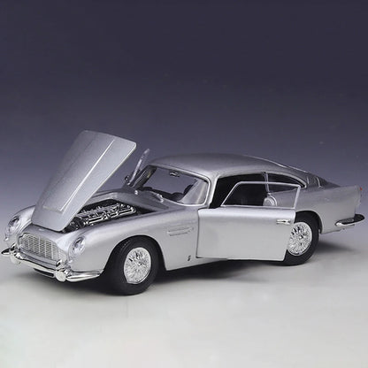 WELLY 1:24 Aston Martin DB5 Alloy Car Diecasts & Toy Vehicles Car Model Miniature Scale Model Car Toy For Children