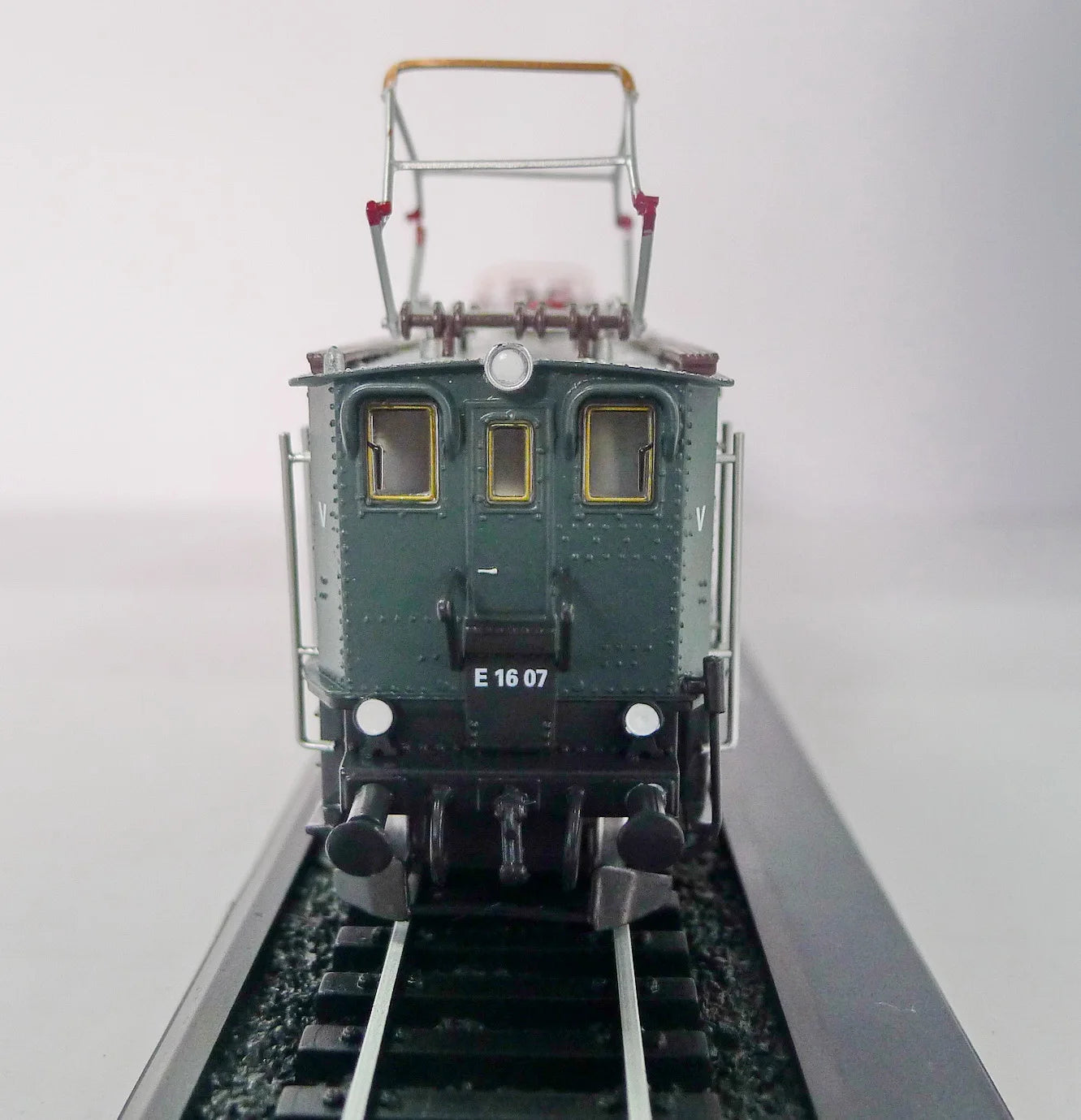 Atlas E 16 07 (1927) TRAIN 1/87 Diecast Model